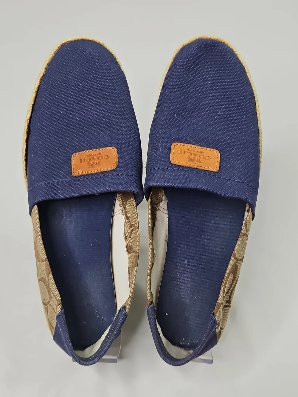 Coach Margret Womens Navy Blue Canvas Slip-Ons with Tan Signature Sides Size 9